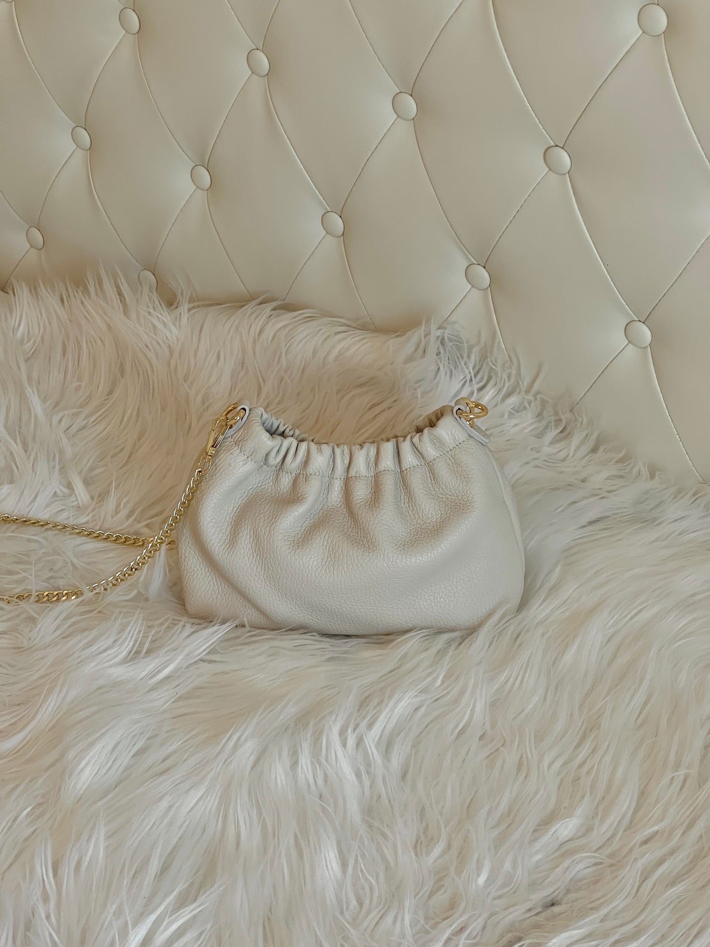 CLAUDETTE mini cloud bag cream