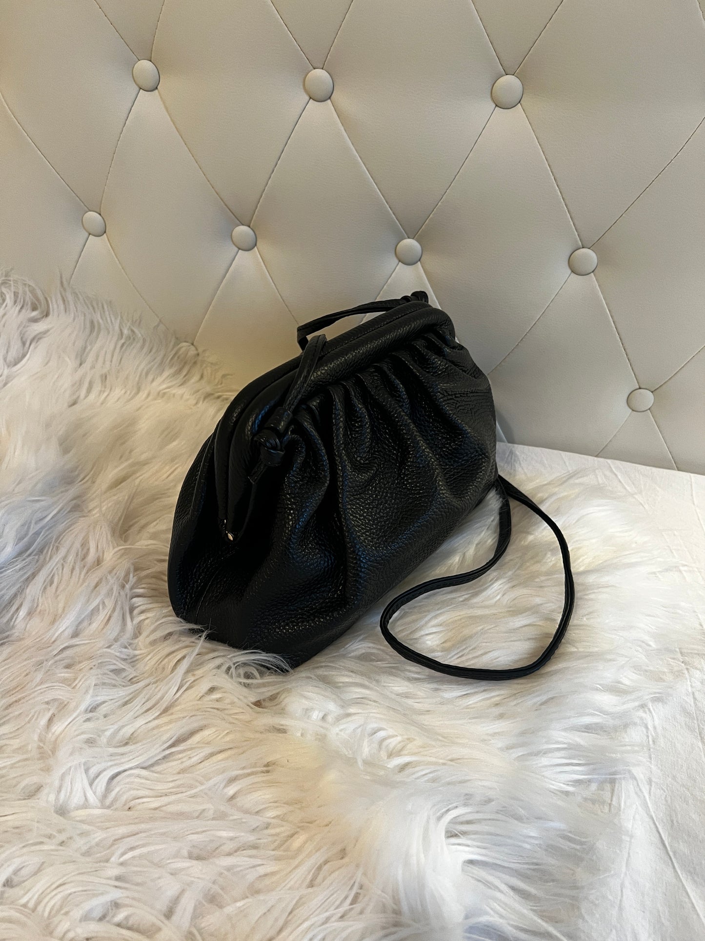 CLAIRE cloud bag dark